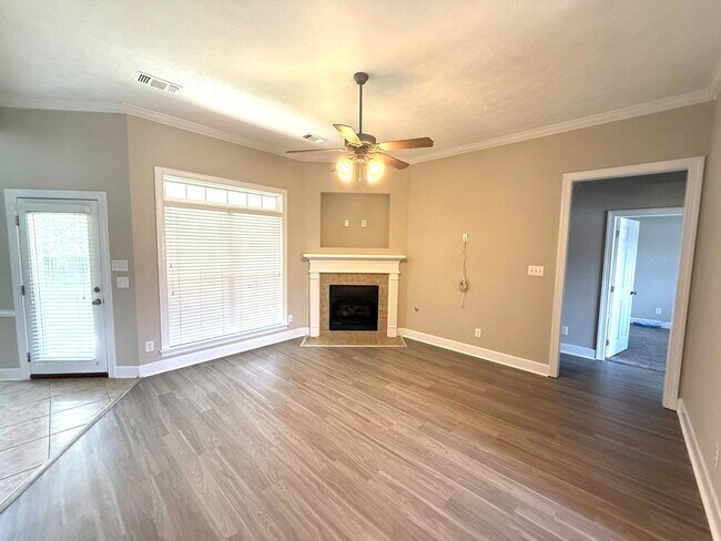 Photo - ** 4 bed 2 bath located by Prattville High...