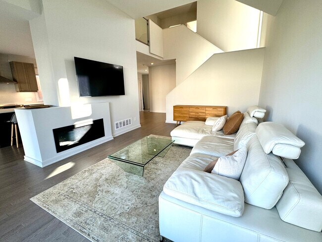 Photo - Stunning 4-Bedroom Family Home in Riverside South, Ottawa Unit 1