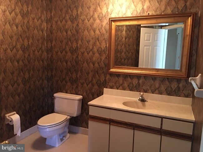 Photo - 19 Hanover Ct