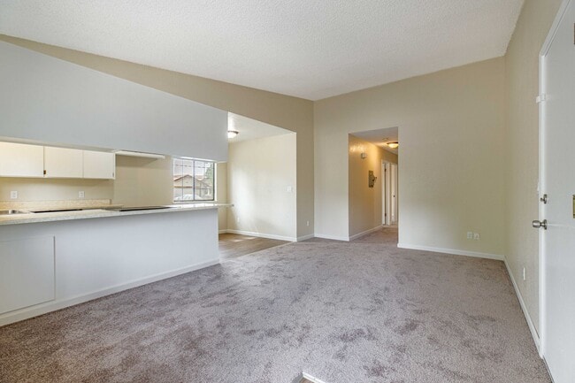 Photo - 3 bed 2 bath home for RENT in Modesto by Highway 99 and Costco!