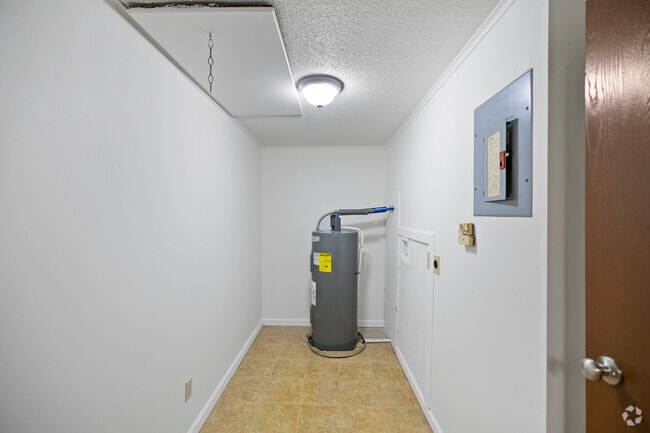 1HAB, 1BA - 576 ft²