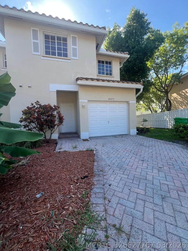 4070 NW 91st Terrace