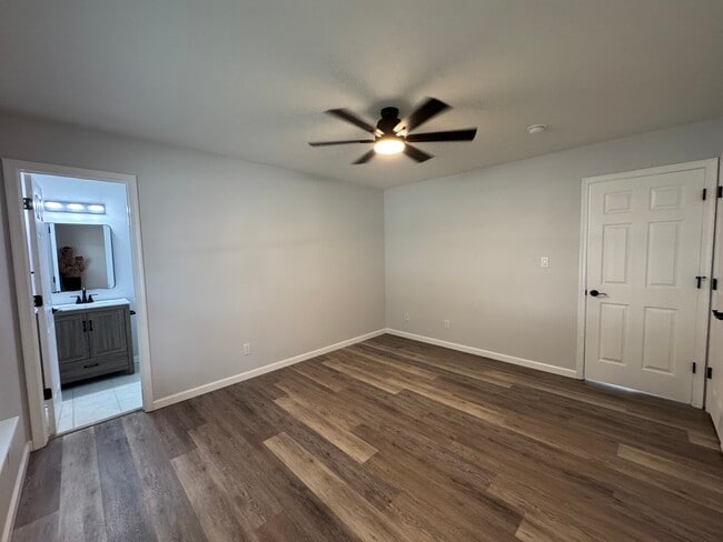 Photo - 357 Pine Ave