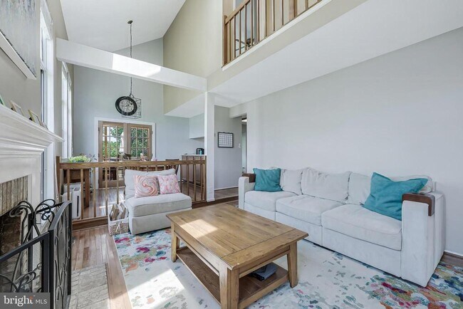 Photo - 30 Fenton Wood Dr