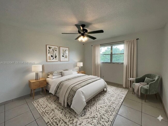 Building Photo - 8000 S Colony Cir Unit 305