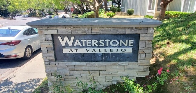 Building Photo - Great 1br 1ba in Vallejo with Patio Commun... Rental