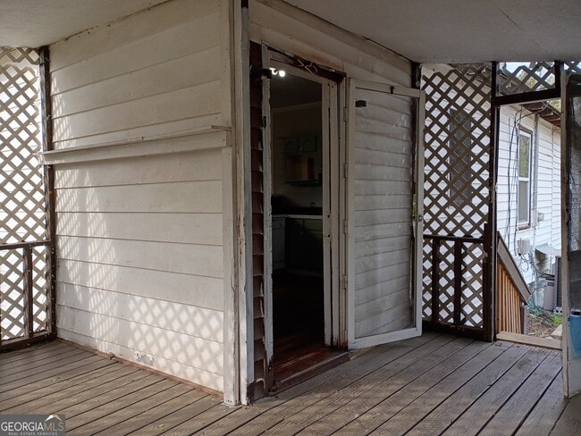 Photo - 211 Arnco 6th St