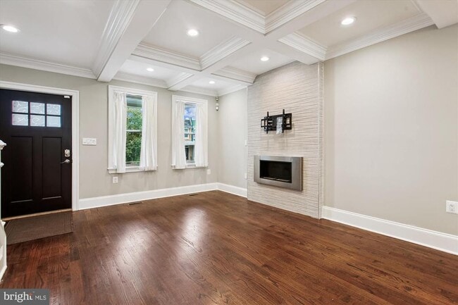Building Photo - 1423 Montello Ave NE Rental