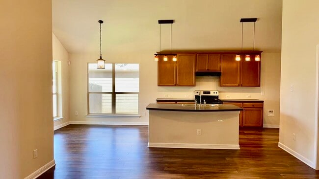 Building Photo - 429 Foxcraft Dr Rental