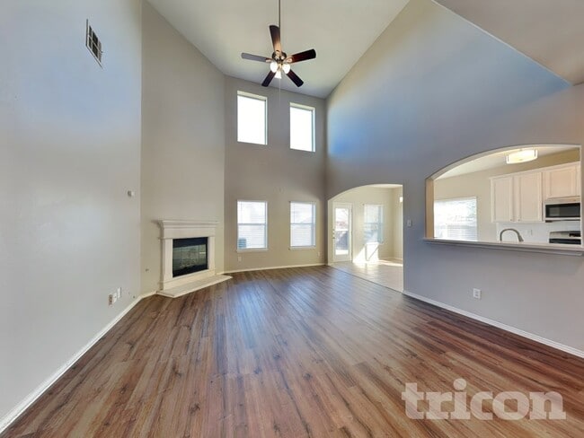 Photo - 5824 Somerton Dr