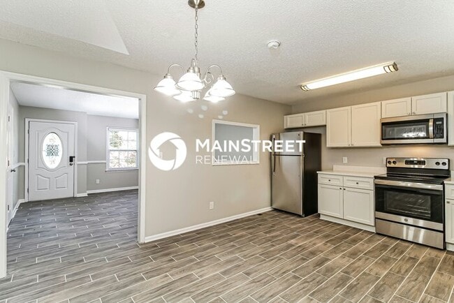 Photo - 3 Bedroom Pet-Friendly Home in Greensboro, NC with Main Street Renewal
