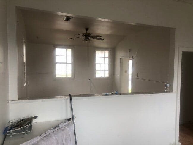 Photo - 204 SW 34th Ave
