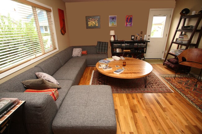 Living room and door to side yard - 5427 SE Tibbetts St Unit 5427
