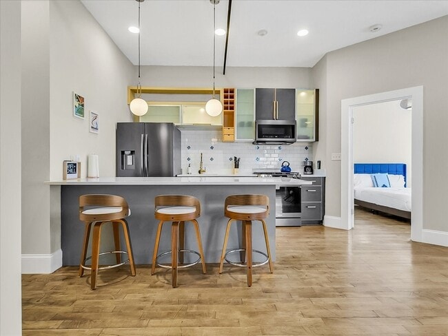 Photo - 281 Essex St Unit 303