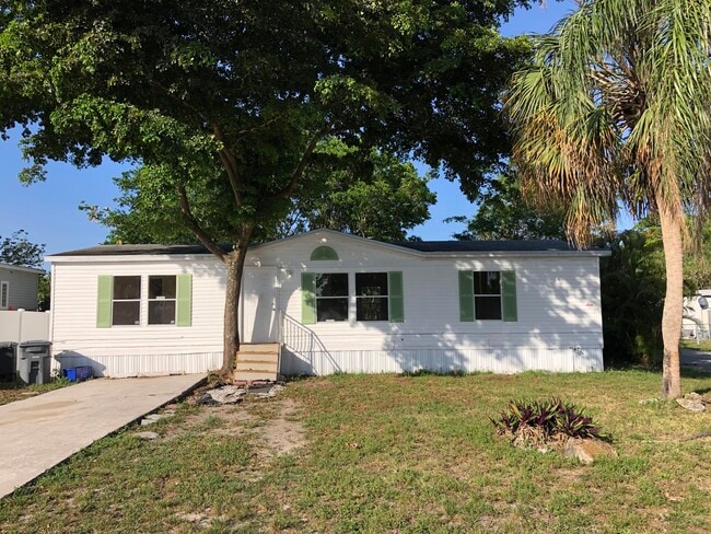 Photo - 11841 Atlantic Cir Casa