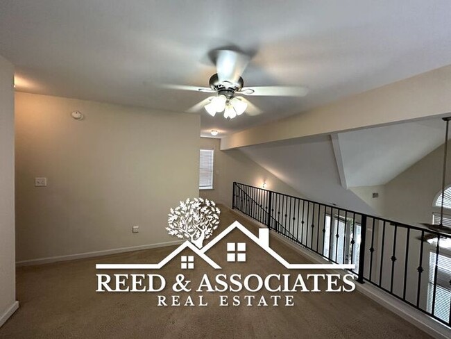 Photo - 3 Bedroom in Mud Island!