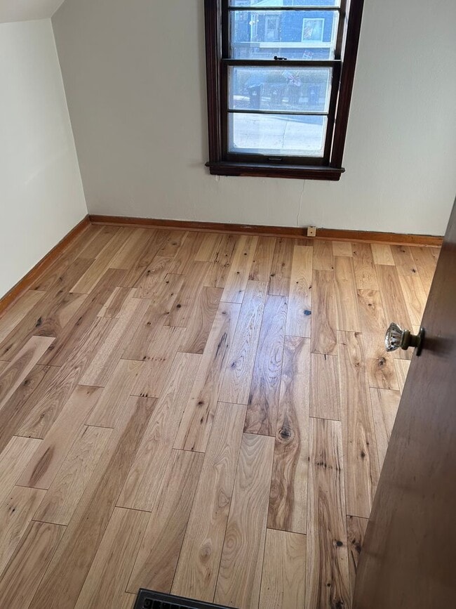 Photo - 808 St Patrick St Unit Upper