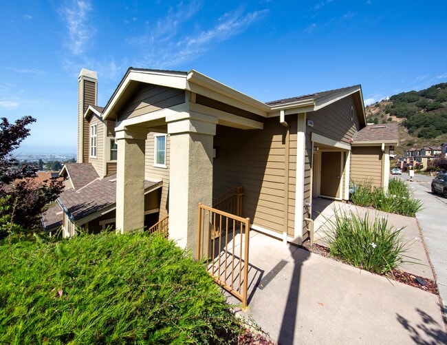 Photo - 6491 Bayview Dr