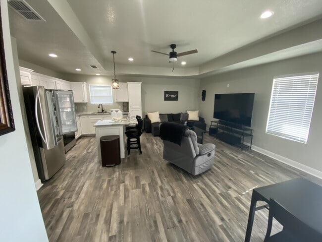 Photo - 237 Martin Ave