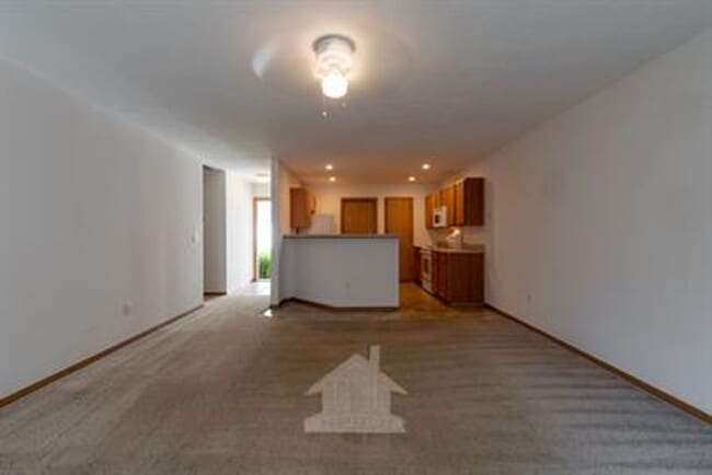Photo - PRE-LEASING! Duplex in Rogersville