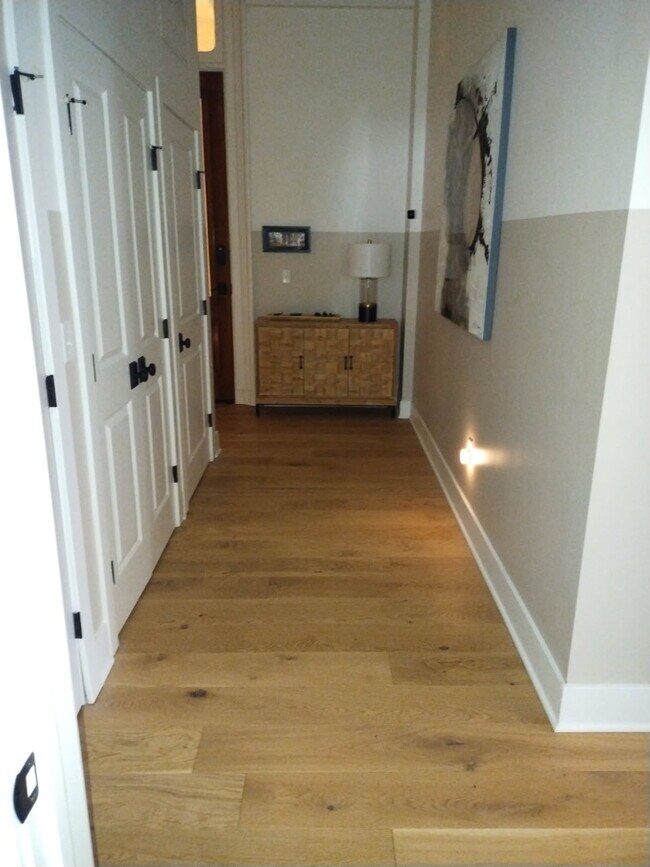 Photo - City Hall Unidad 209 Rental