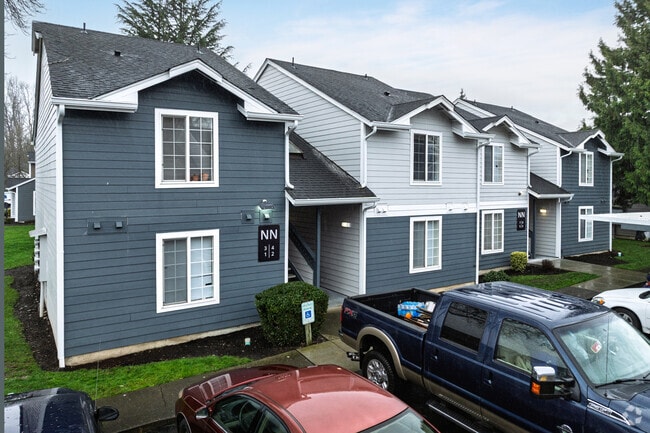 Megan's Court Apartments