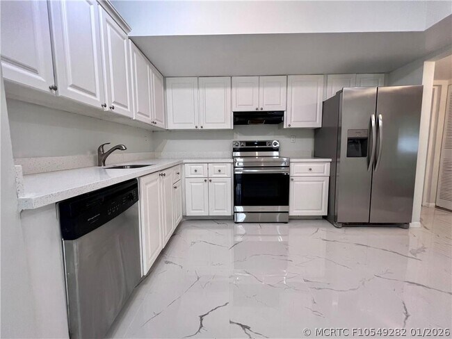 Photo - 701 N Pine Island Rd Unit 303