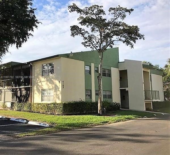 Building Photo - 4113 NW 88th Ave Unit 203