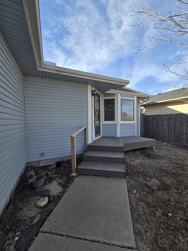 Photo - 5223 S Mosley St