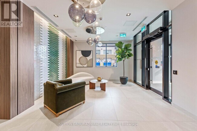 Photo - 758 Dovercourt Rd Unité 207