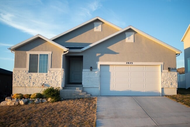 Photo - 2823 E Clarkstone Dr