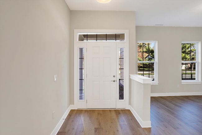 Photo - 210 Gilder Dr