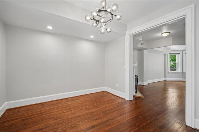3211 11th St NW Unit 1