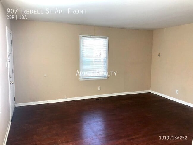 Photo - 907 Iredell St