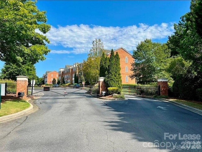 Photo - 14660 Via Sorrento Dr