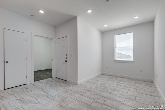 Photo - 5415 Ingram Rd