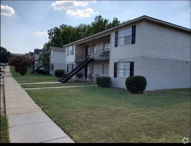 Building Photo - Copper Creek Rental