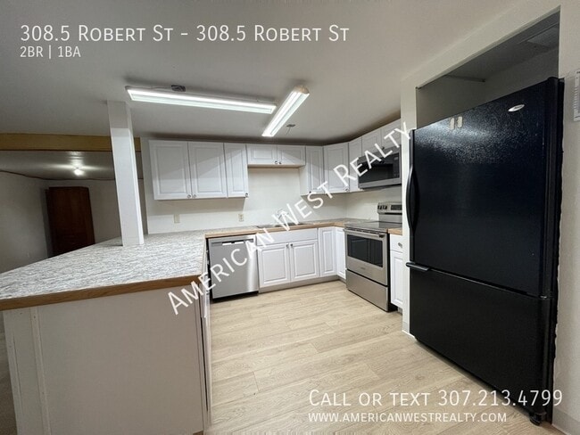 Building Photo - 308.5 Robert St Unit 308.5 Robert St Rental