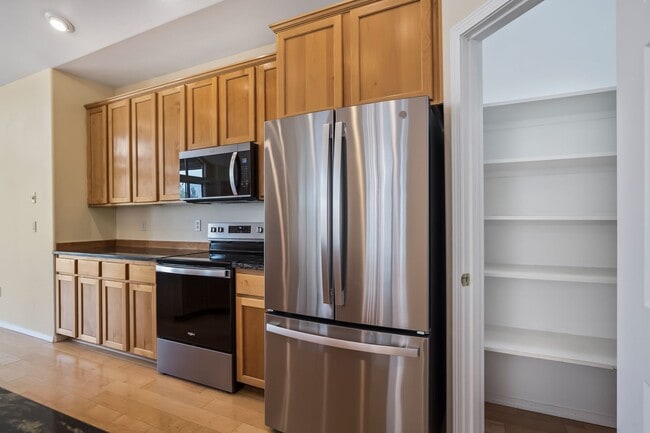 Photo - Beautiful Eagle Crest Home with Stunning Views and High-End Features!
