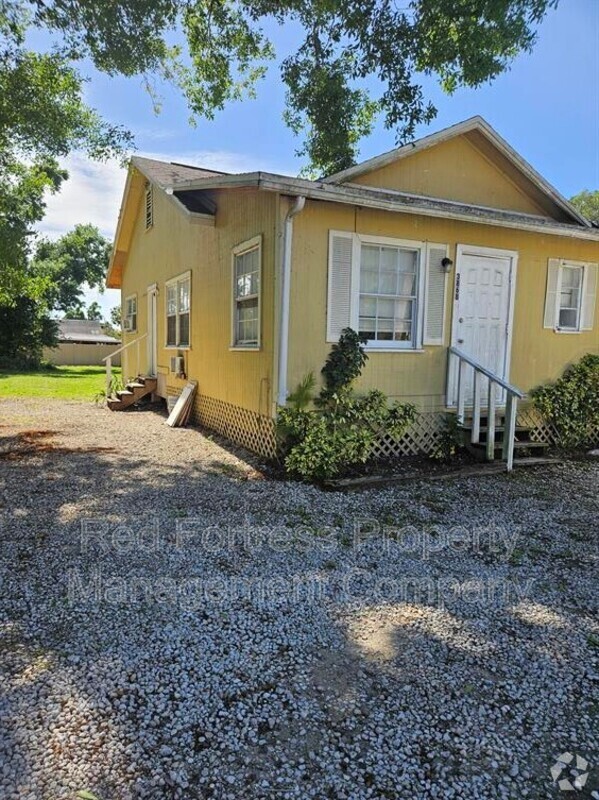 Building Photo - 3868 Desoto Ave Rental