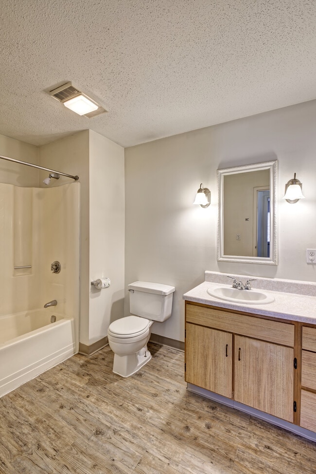 Woodland Apartments Coventry, RI