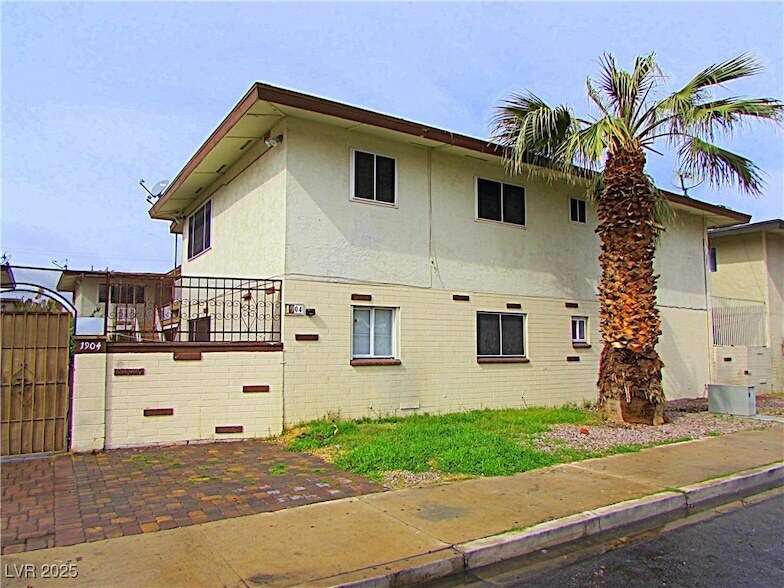 Photo - 1904 Rexford Dr Unidad 1 Rental