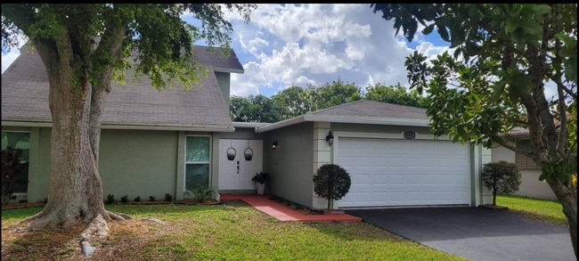 Building Photo - 9371 NW 33rd Pl