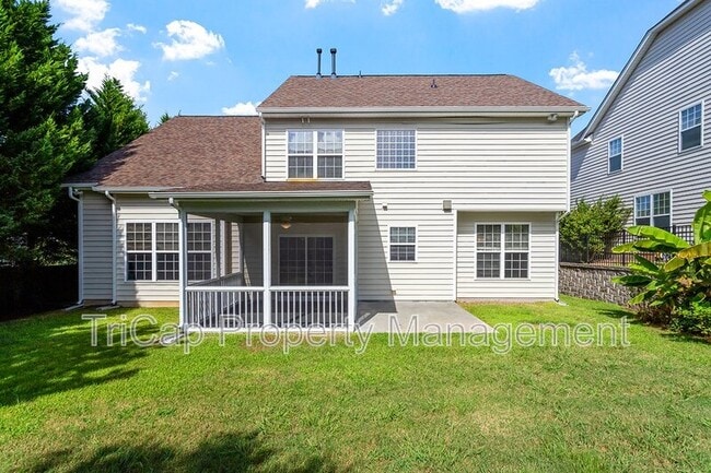 Photo - 2017 Ollivander Dr