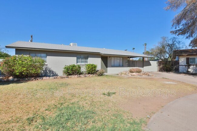 Photo - 1026 S Grand