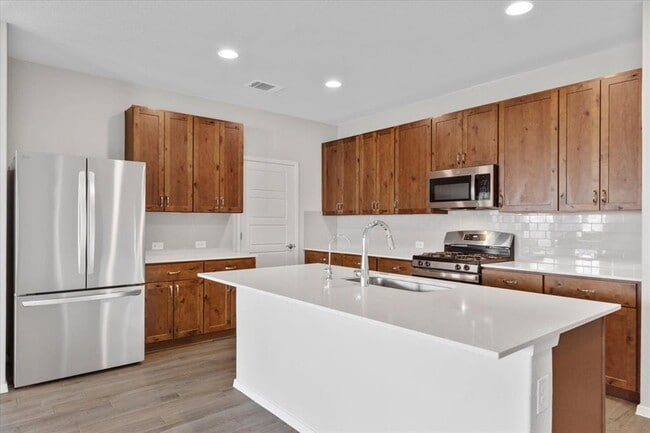 Photo - 261 Hortus Dr