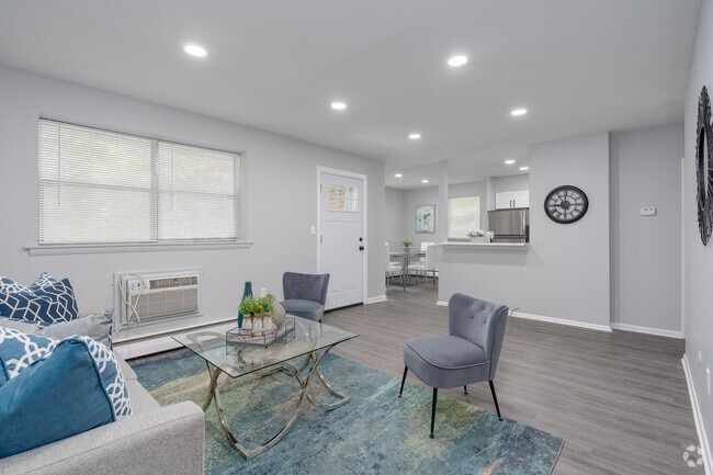 2BR, 1BA - Barclay Apartments