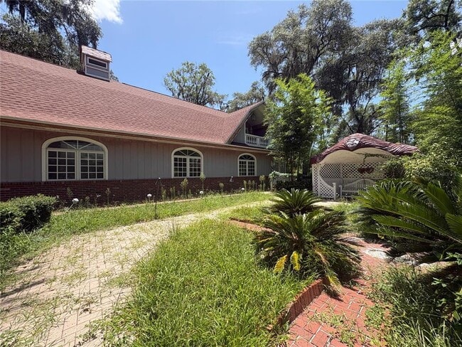 Photo - 976 SW Hamlet Cir