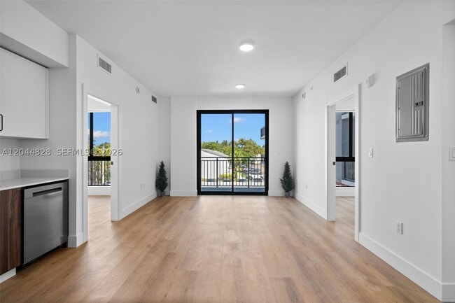 Photo - 2479 NE 192 St Unit 308
