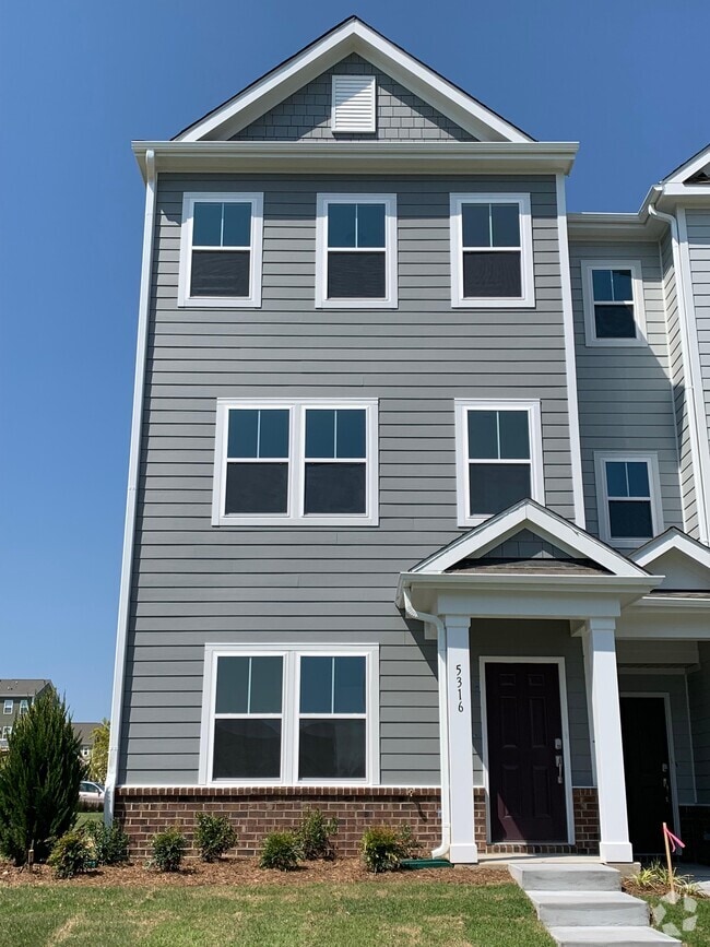 Building Photo - 5316 Daydream Dr Rental